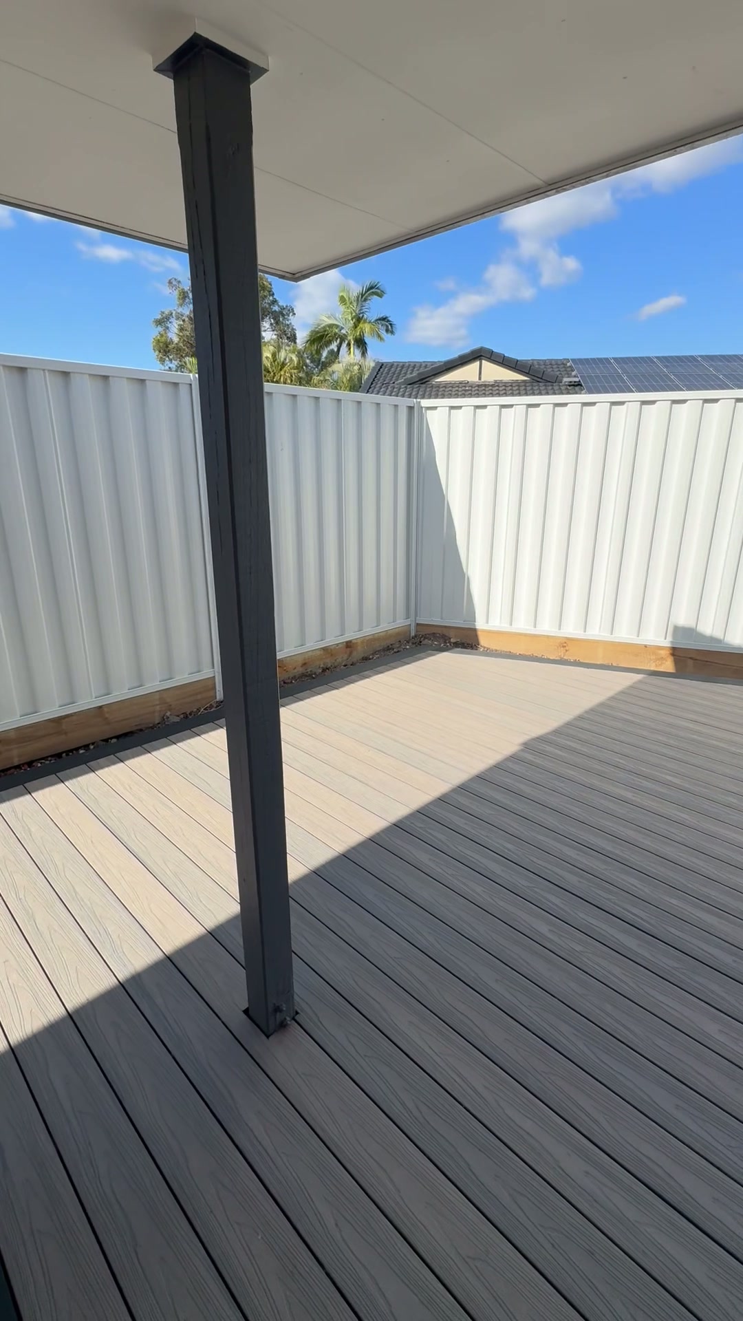 Pacific Pines Composite Deck - Pacific Pines, Gold Coast project by Orange Projects